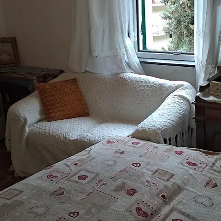 Una Notte Per 2 Adulti جنوة